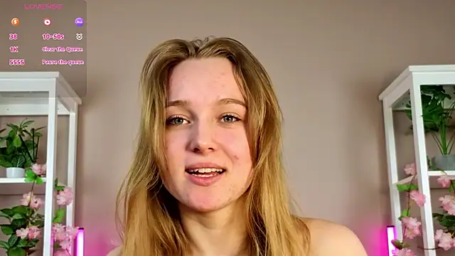 VanessaLightDiamond's cam snapshot