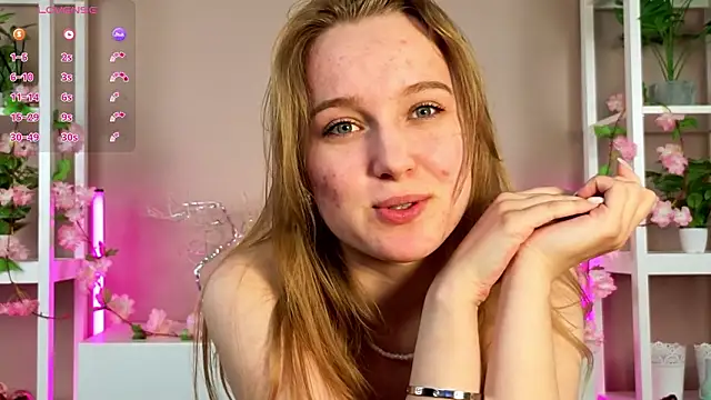 VanessaLightDiamond's cam snapshot