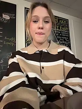 CaitlinSugar's cam snapshot