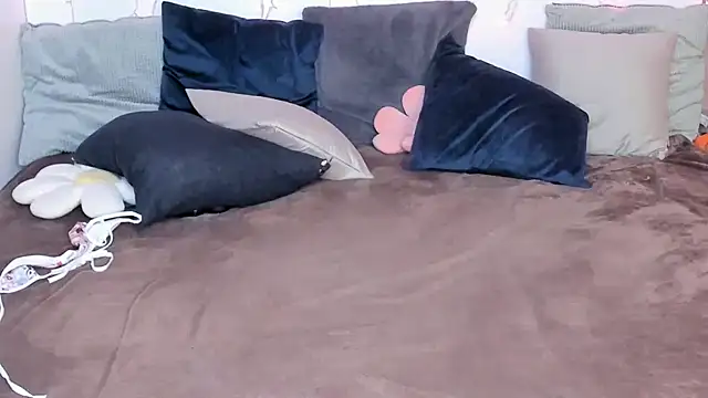 Juicy_MilkX's cam snapshot