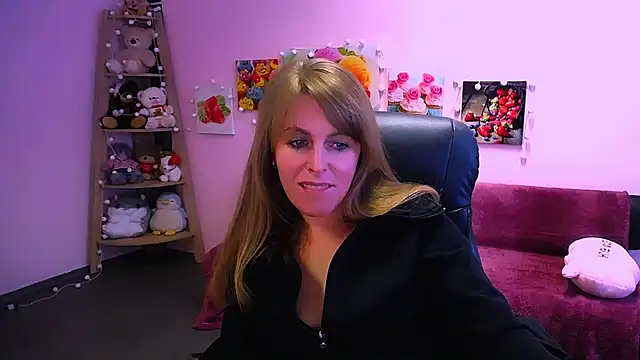 Hot_Milady live sex cam