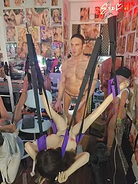 luvs2cumm69 live sex cam