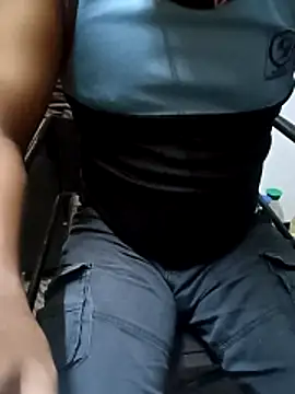 Karantamiltop live sex cam