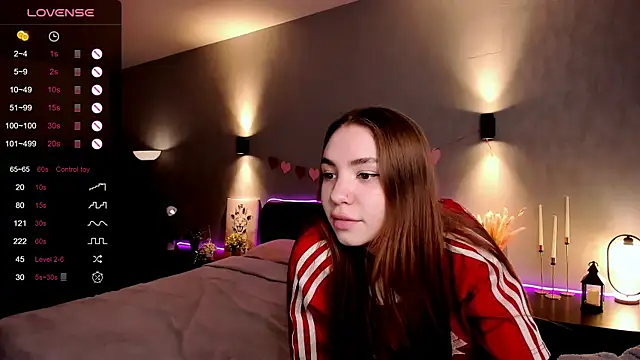 MilliBrown_'s cam snapshot