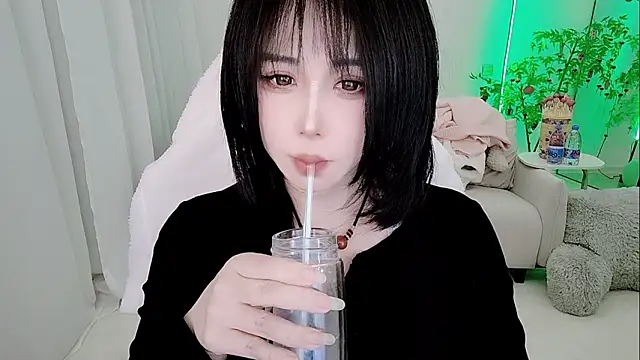 Evangelin-e's cam snapshot