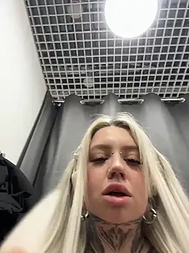 Chiibi's cam snapshot