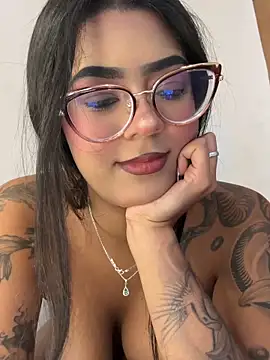 CaroBeach live sex cam