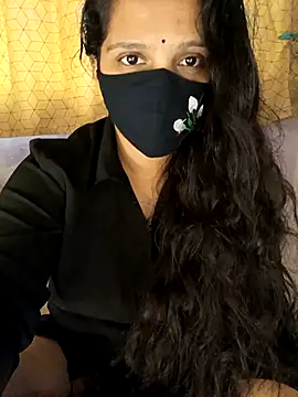 Rising_Smiler live sex cam