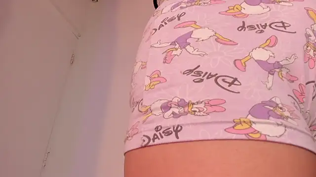 HarleyRedd live sex cam