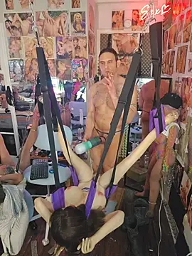 luvs2cumm69 live sex cam