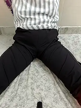 _sassyhelly live sex cam