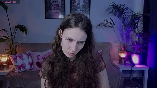 VioletaBloom live sex cam