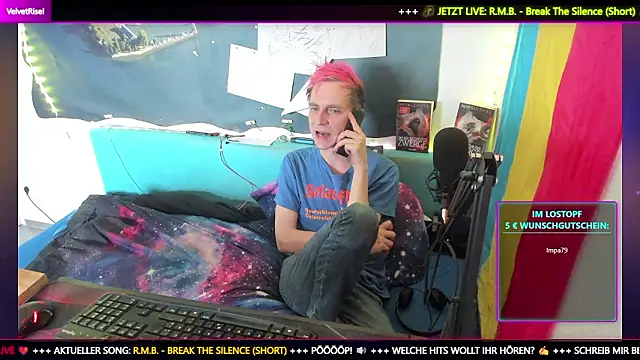 VelvetRise live sex cam