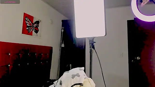 catsi_cat's cam snapshot