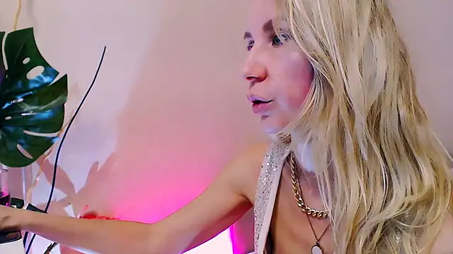 OLIVIA_CANDY live sex cam