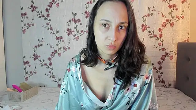 Alisagold90's cam snapshot