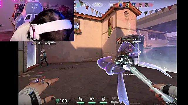 MollysLand's cam snapshot