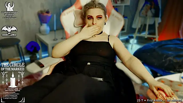 Wounded_Goddess_'s cam snapshot