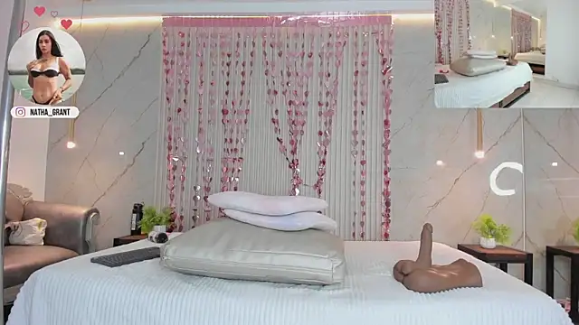 nathassa_grant's cam snapshot