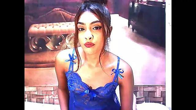 IndianPretty14u2Luv live sex cam