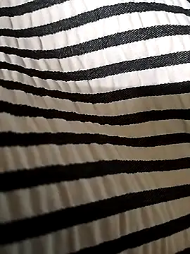 Baby-Linh live sex cam