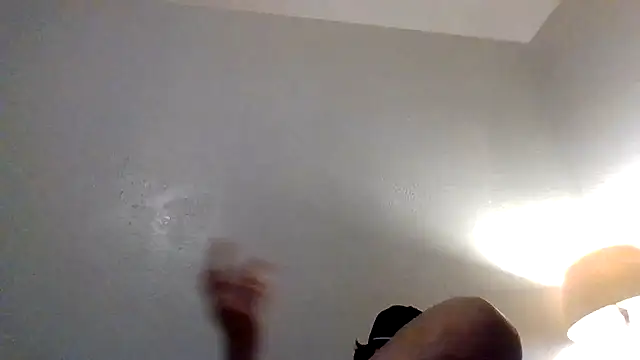 Tallhungandcloudy's cam snapshot