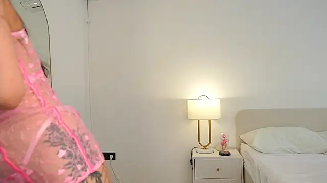 Peopleneedlove144 live sex cam