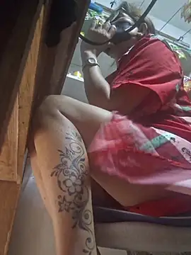 Loreanegel_kissme105's cam snapshot