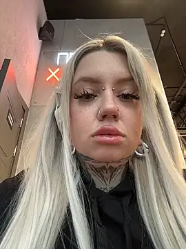 Chiibi's cam snapshot