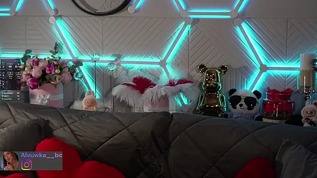 Alvuwkaa's cam snapshot