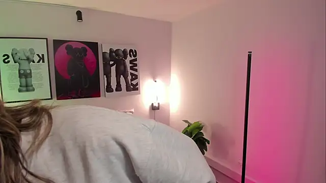 Hey_lucy__'s cam snapshot