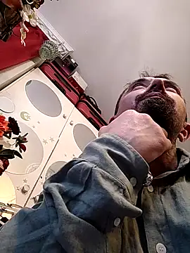 ClonicKaaba live sex cam