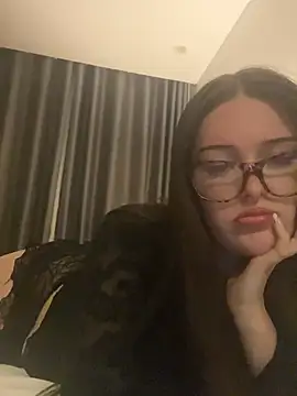 cherryrosealiee's cam snapshot