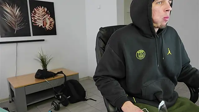 Ryan_Dozer live sex cam