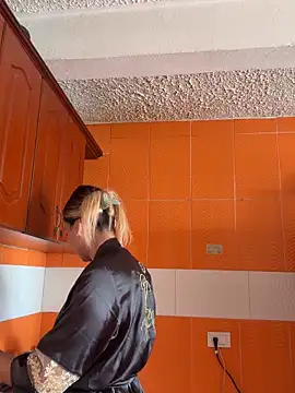 SALOOMEE__'s cam snapshot