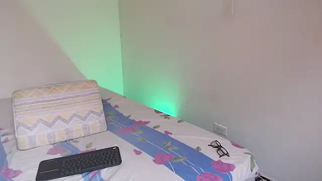 Vlad__night's cam snapshot