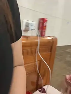 Liness101 live sex cam