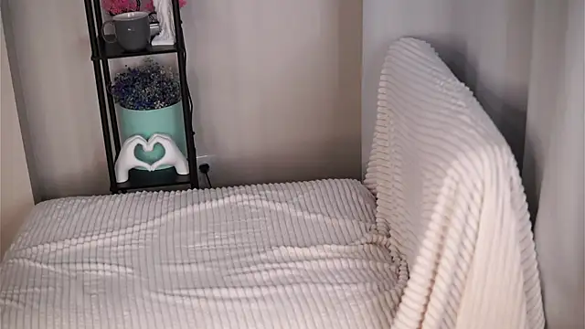 TemikaAltvater live sex cam