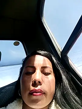 _andrea30 live sex cam