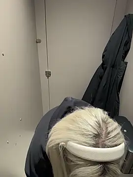 Chiibi's cam snapshot