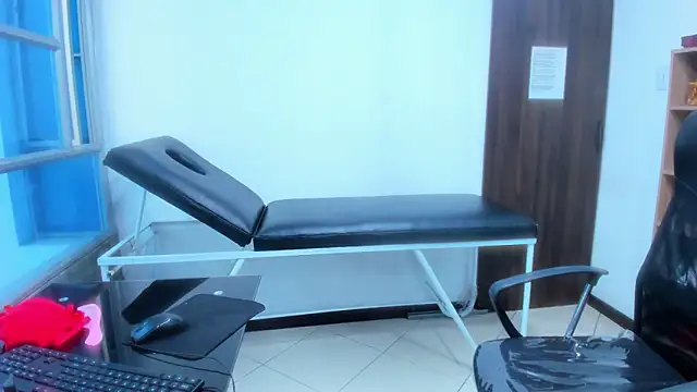 LeilaSmith_'s cam snapshot