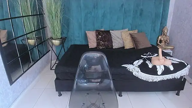 cintiagreyx's cam snapshot