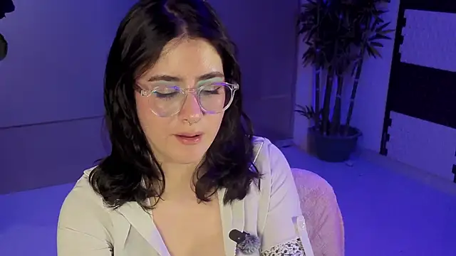 LiLLiAnderson's cam snapshot