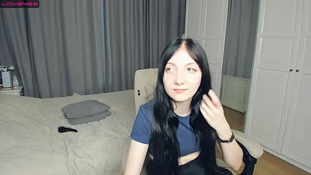 RoxanneComisky's cam snapshot