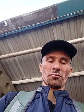 Nacho18hot live sex cam