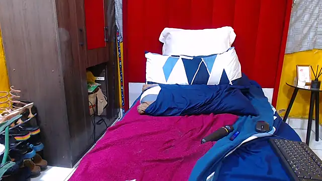 Candycrush2555's cam snapshot