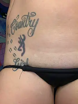 tastemecaroline live sex cam