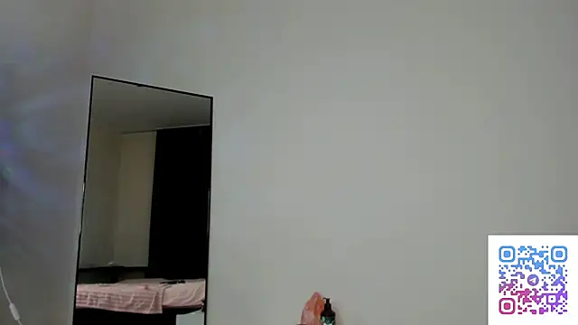 elliemintlover's cam snapshot