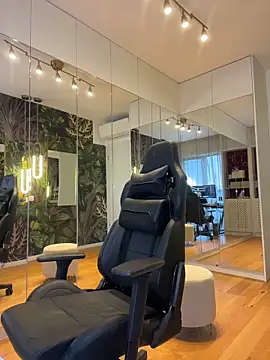 MileySin1111 live sex cam