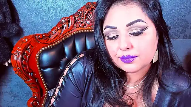 SelenaNoctis live sex cam